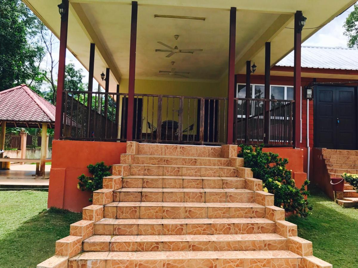 Desa Kaloi Farmhouse Villa Batang Kali Exteriör bild
